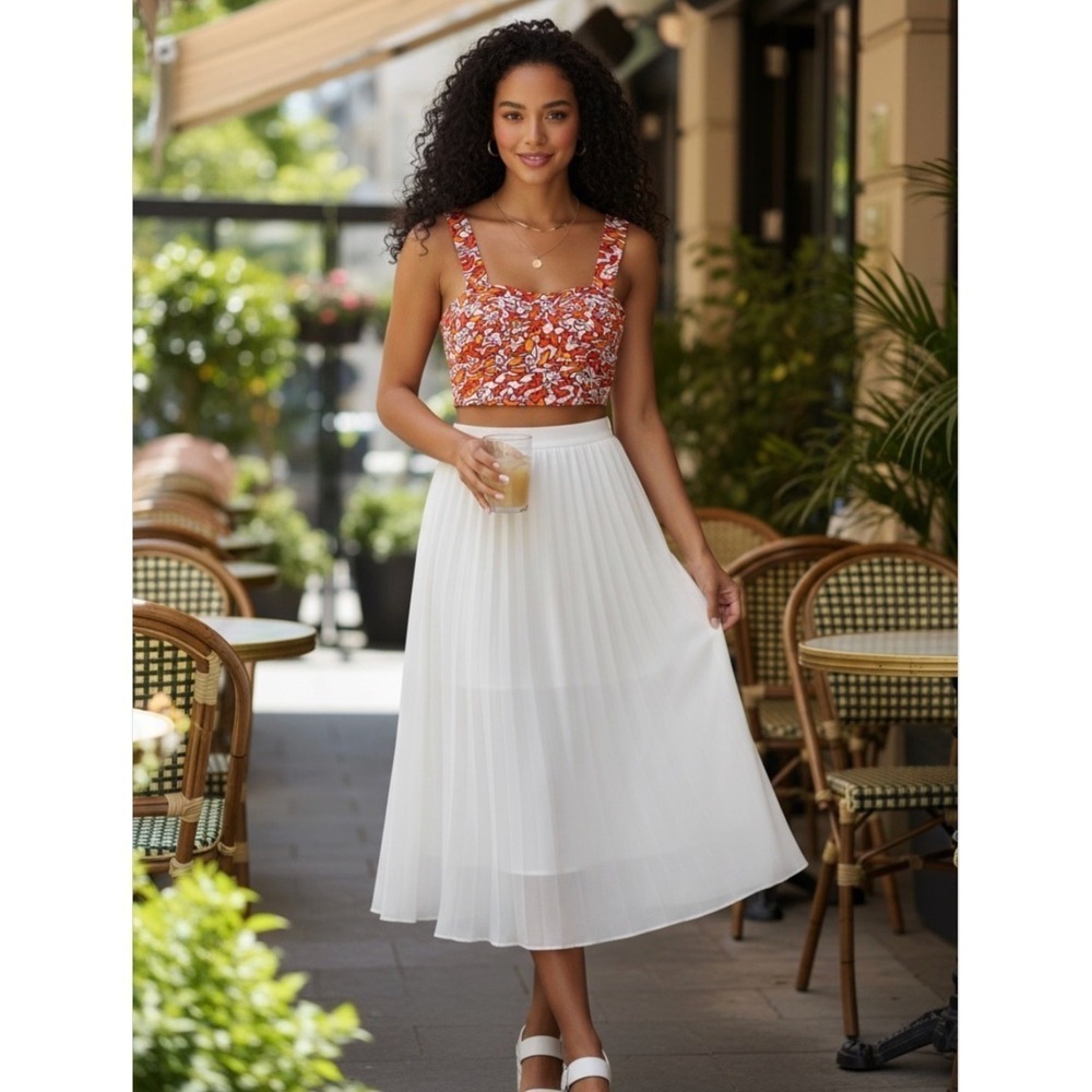Elle Sasson Floral Crop Top Women's 6 Sleeveless Romantic Coquette
